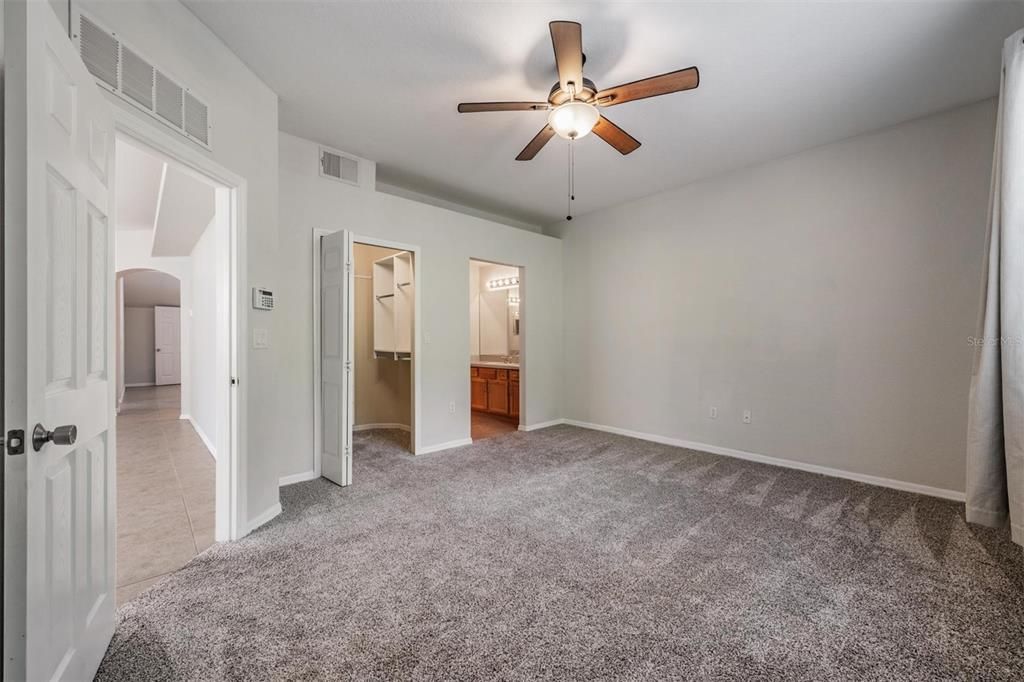For Rent: $1,975 (2 beds, 2 baths, 1233 Square Feet)