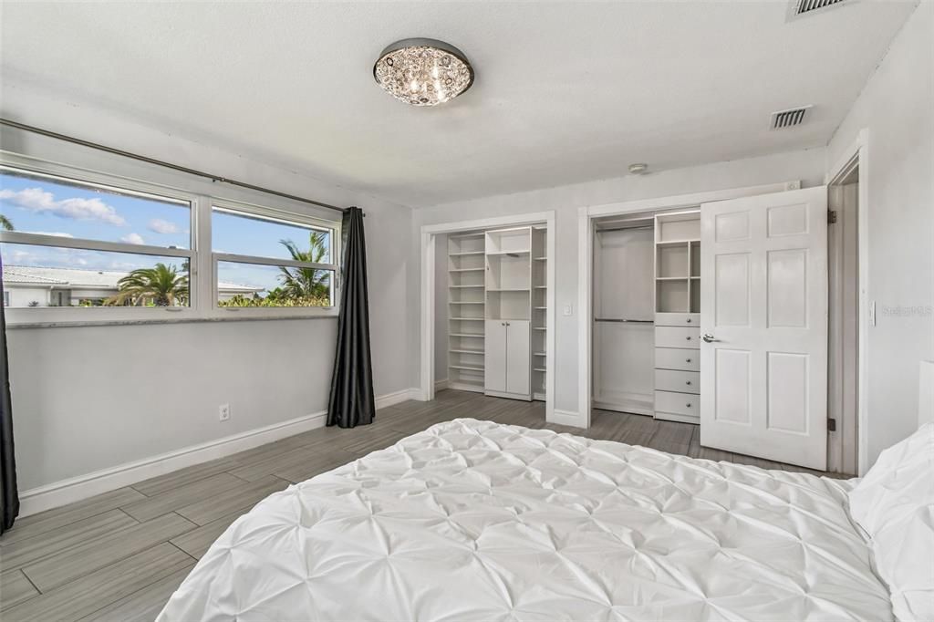 En Venta: $1,999,000 (5 camas, 3 baños, 3463 Pies cuadrados)