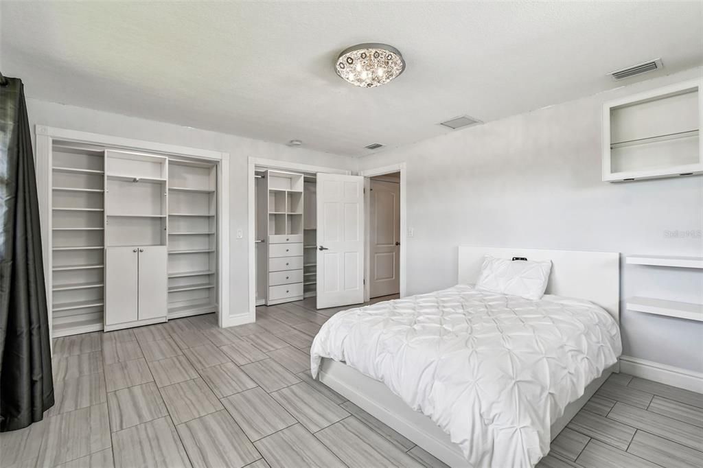 En Venta: $1,999,000 (5 camas, 3 baños, 3463 Pies cuadrados)