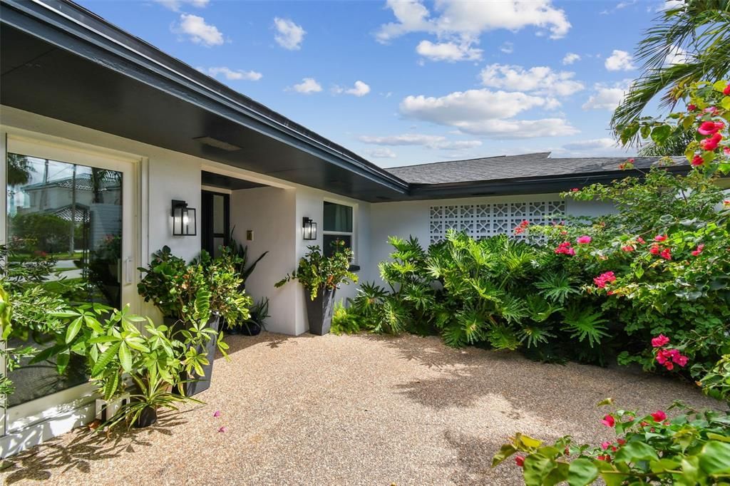 En Venta: $1,999,000 (5 camas, 3 baños, 3463 Pies cuadrados)