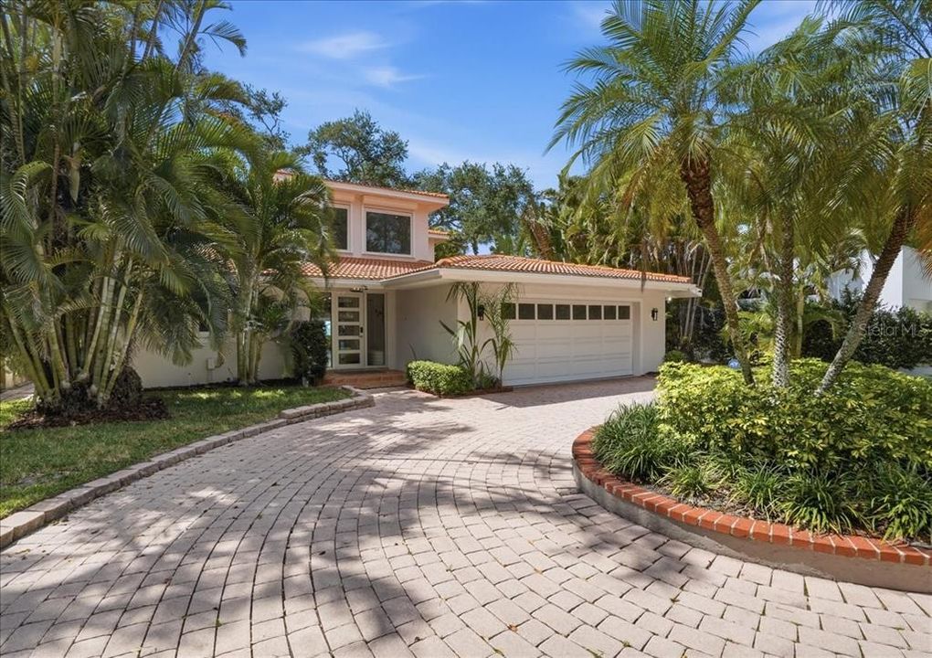 En Venta: $2,750,000 (3 camas, 3 baños, 3219 Pies cuadrados)