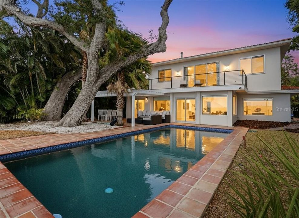 En Venta: $2,750,000 (3 camas, 3 baños, 3219 Pies cuadrados)