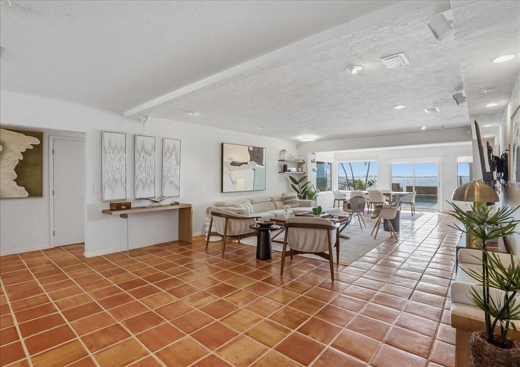 En Venta: $2,750,000 (3 camas, 3 baños, 3219 Pies cuadrados)