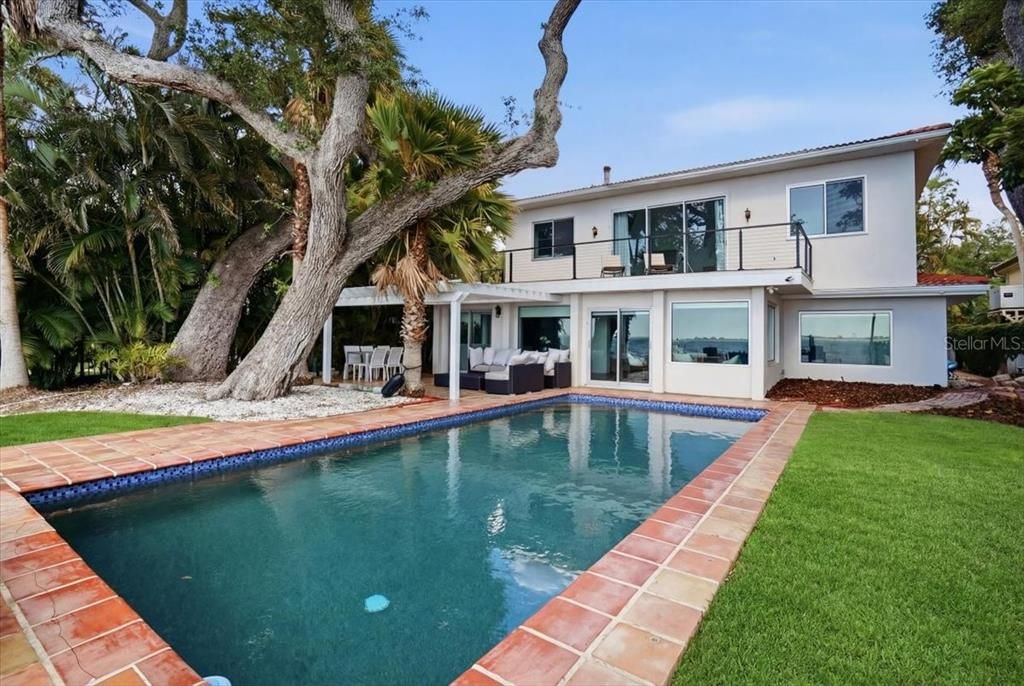 En Venta: $2,750,000 (3 camas, 3 baños, 3219 Pies cuadrados)