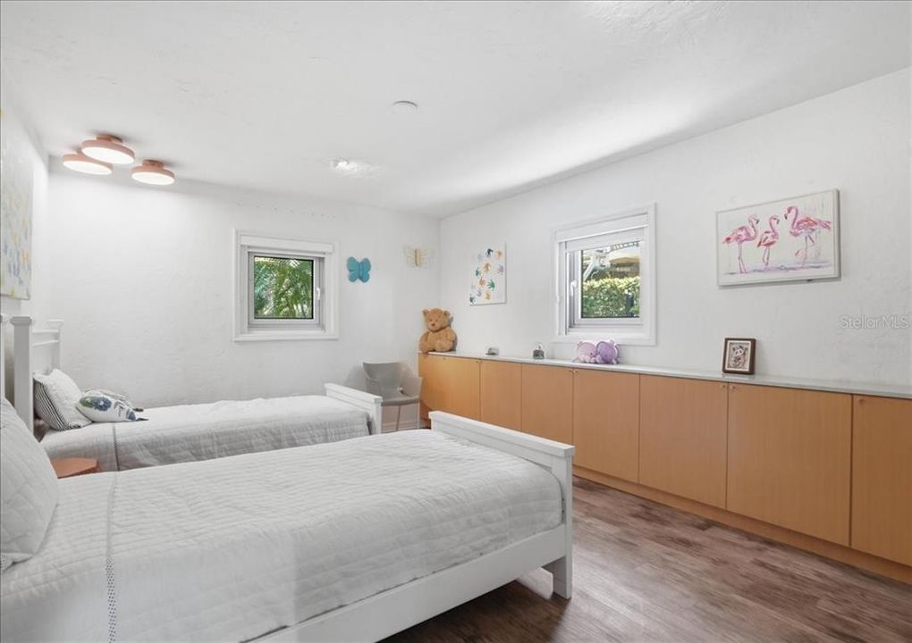 En Venta: $2,750,000 (3 camas, 3 baños, 3219 Pies cuadrados)