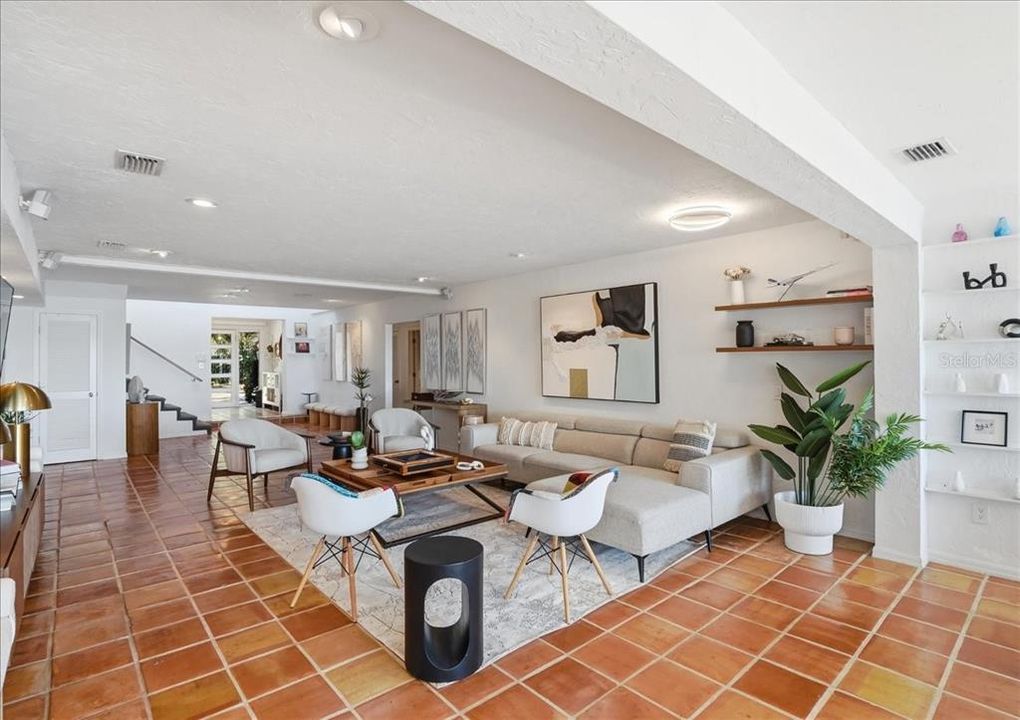 En Venta: $2,750,000 (3 camas, 3 baños, 3219 Pies cuadrados)