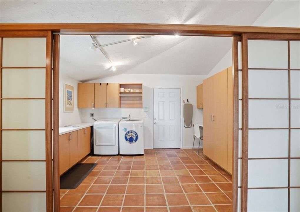 En Venta: $2,750,000 (3 camas, 3 baños, 3219 Pies cuadrados)