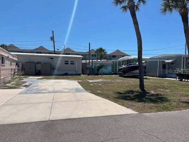 En Venta: $200,000 (0.05 acres)