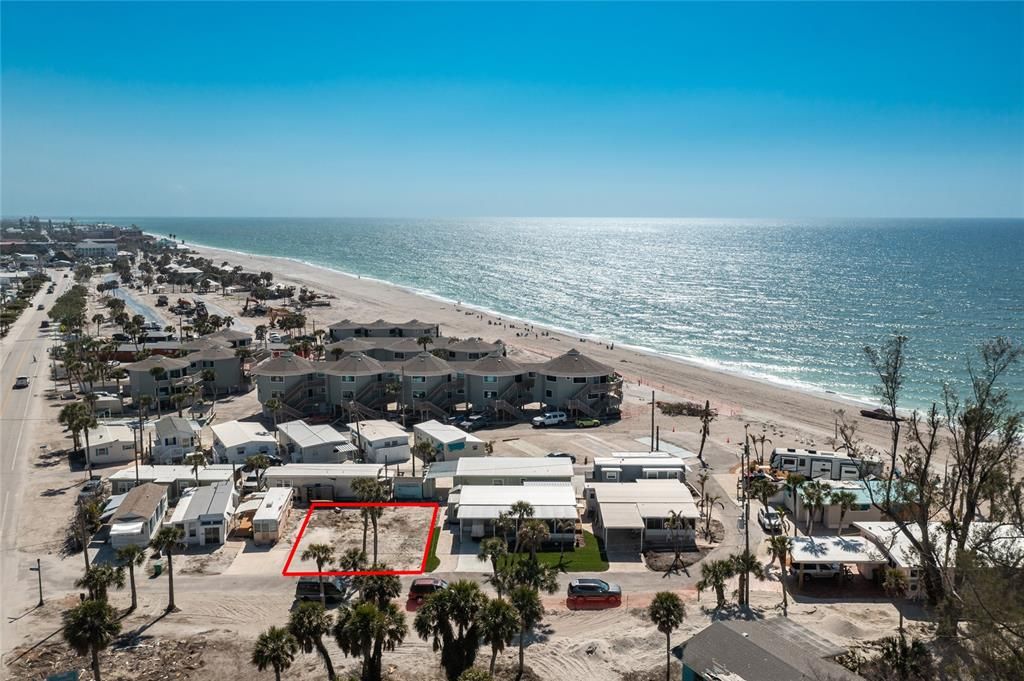 En Venta: $200,000 (0.05 acres)