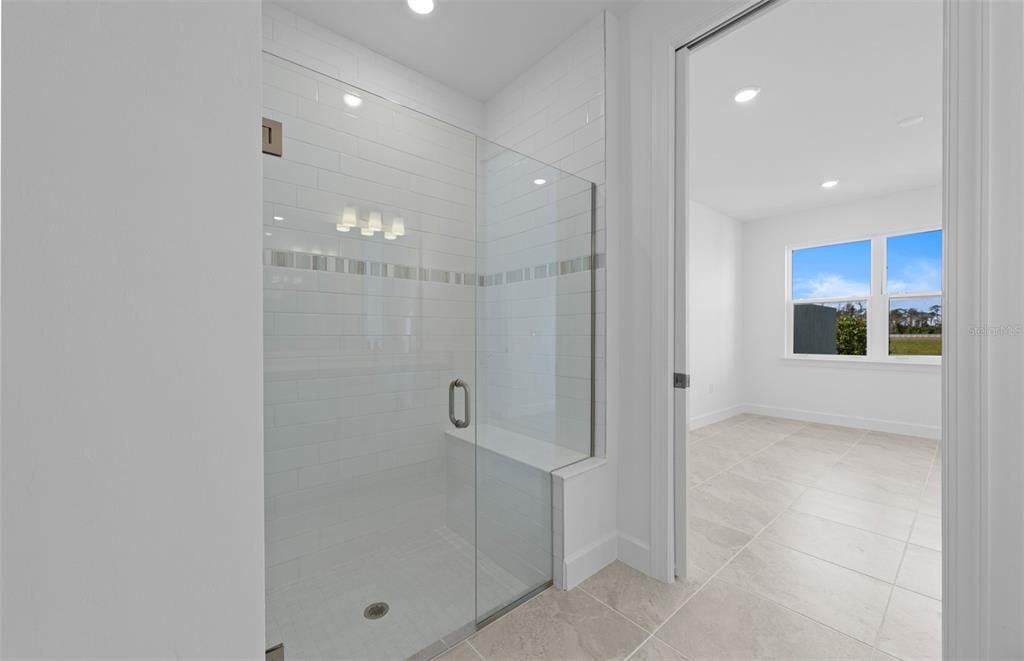 Под контрактом: $399,990 (2 спален, 2 ванн, 1579 Квадратных фут)
