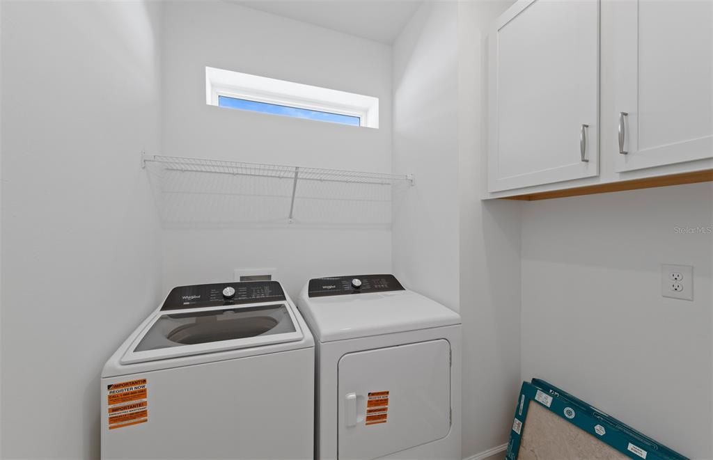 Под контрактом: $399,990 (2 спален, 2 ванн, 1579 Квадратных фут)