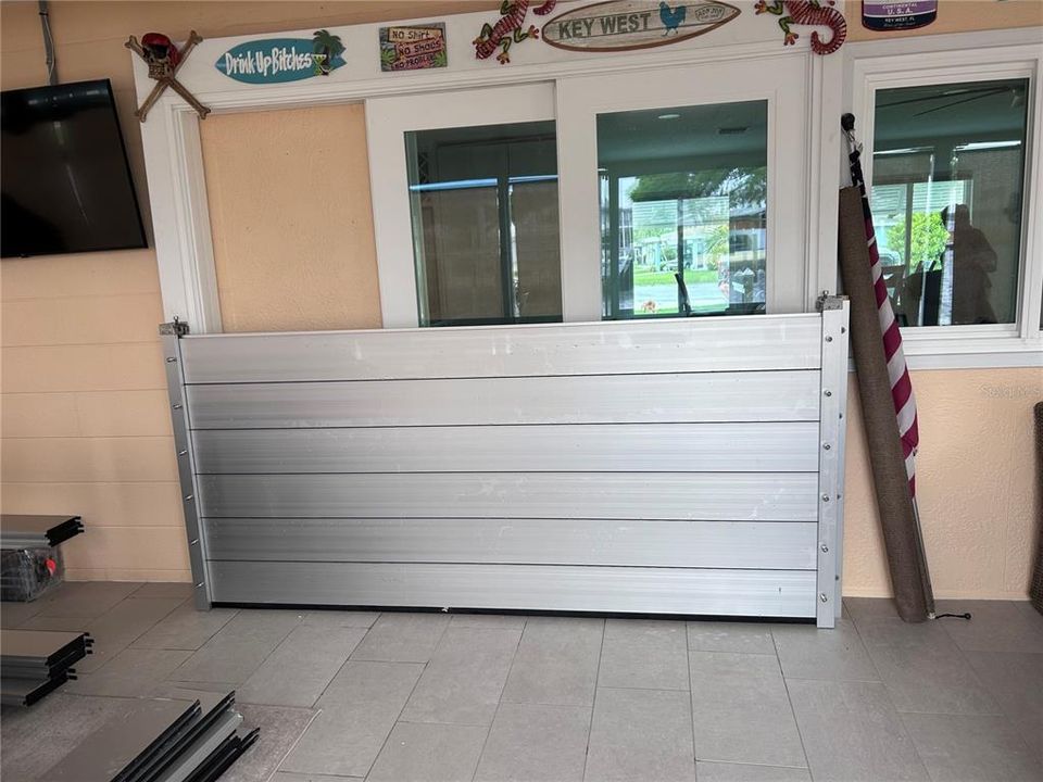 На продажу: $999,000 (2 спален, 2 ванн, 1425 Квадратных фут)