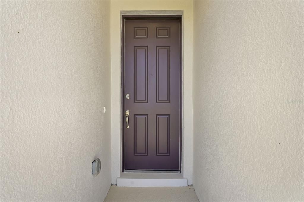 Activo con contrato: $274,990 (4 camas, 2 baños, 1598 Pies cuadrados)