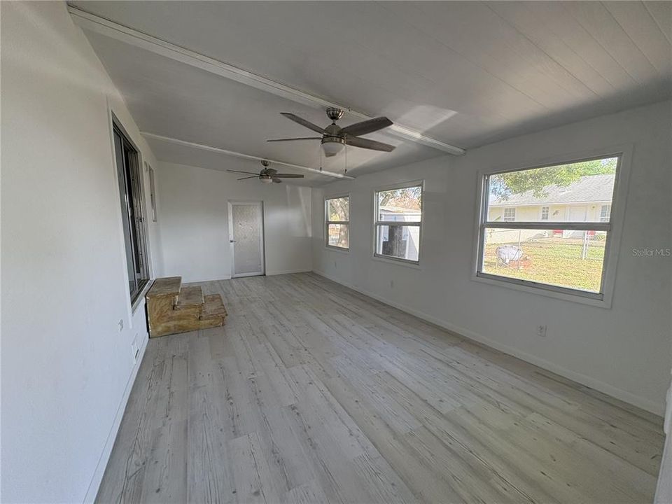 En Venta: $189,321 (2 camas, 2 baños, 1128 Pies cuadrados)