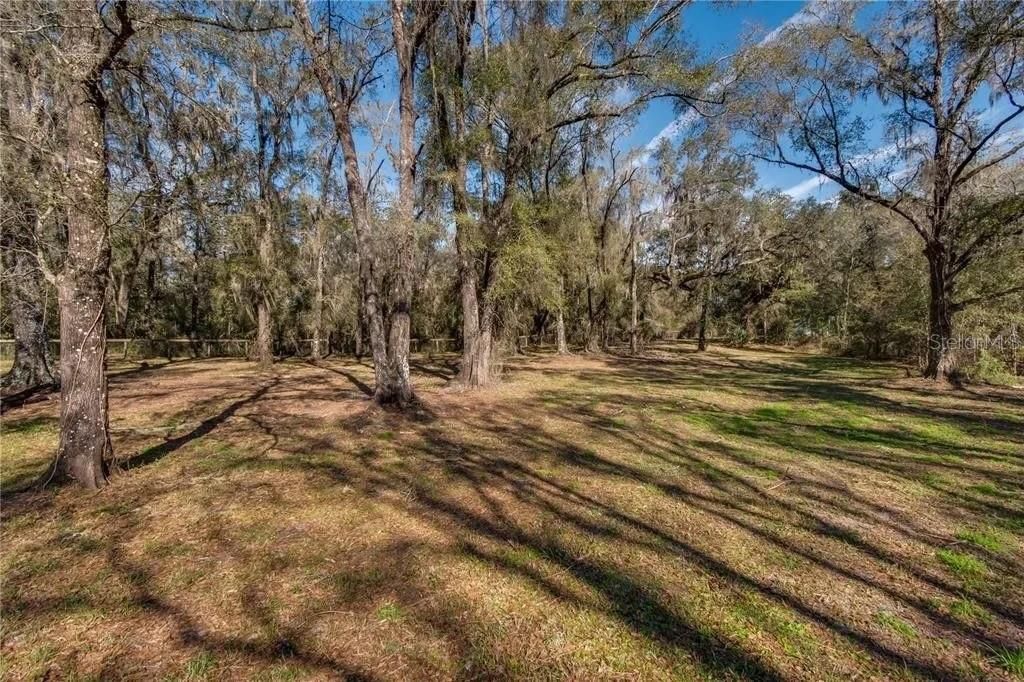 En Venta: $229,750 (2.50 acres)