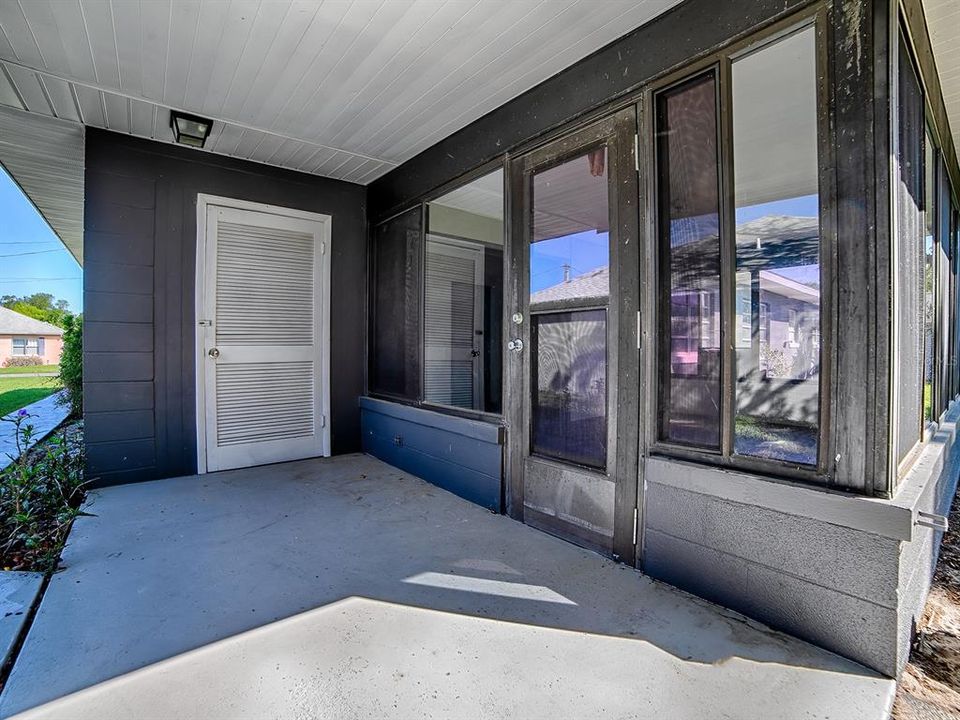 For Sale: $298,880 (2 beds, 2 baths, 1472 Square Feet)