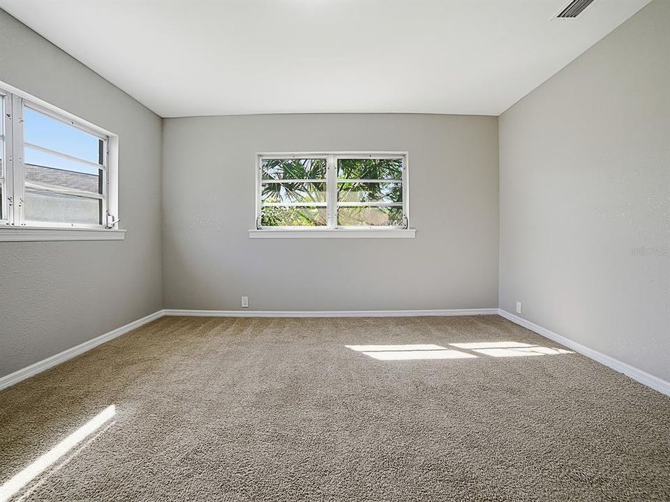 For Sale: $298,880 (2 beds, 2 baths, 1472 Square Feet)