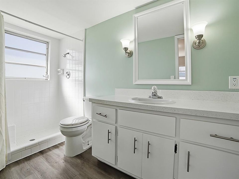 For Sale: $298,880 (2 beds, 2 baths, 1472 Square Feet)