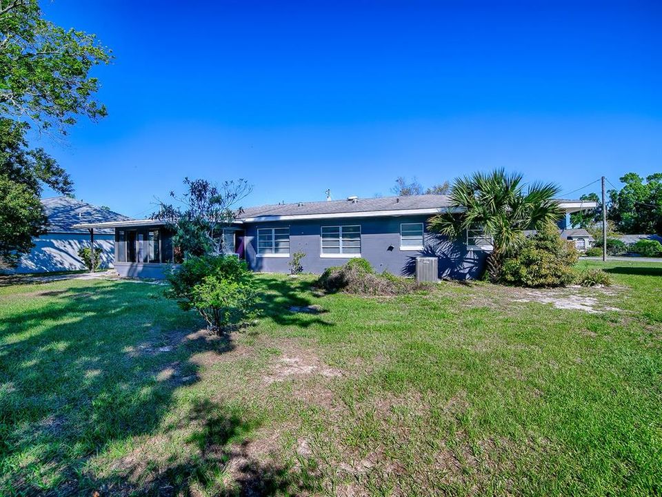 For Sale: $298,880 (2 beds, 2 baths, 1472 Square Feet)