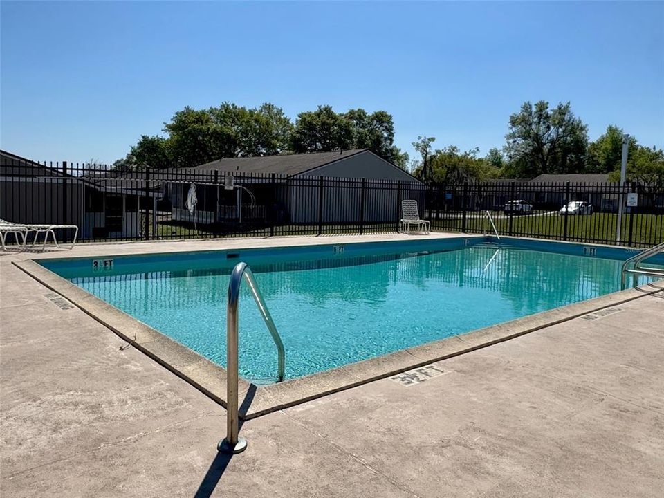 En Venta: $154,000 (3 camas, 2 baños, 1140 Pies cuadrados)
