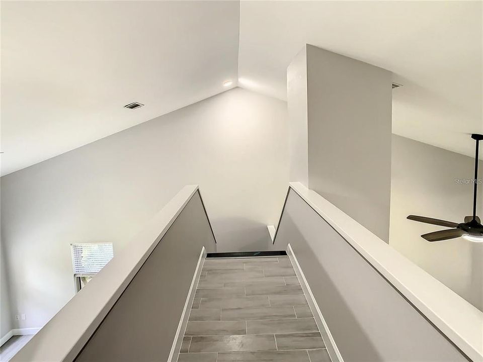 Activo con contrato: $2,795 (3 camas, 2 baños, 2081 Pies cuadrados)
