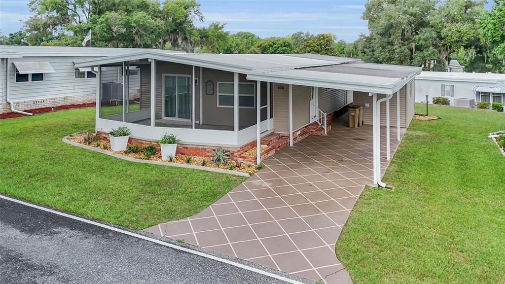 En Venta: $164,000 (2 camas, 2 baños, 1032 Pies cuadrados)