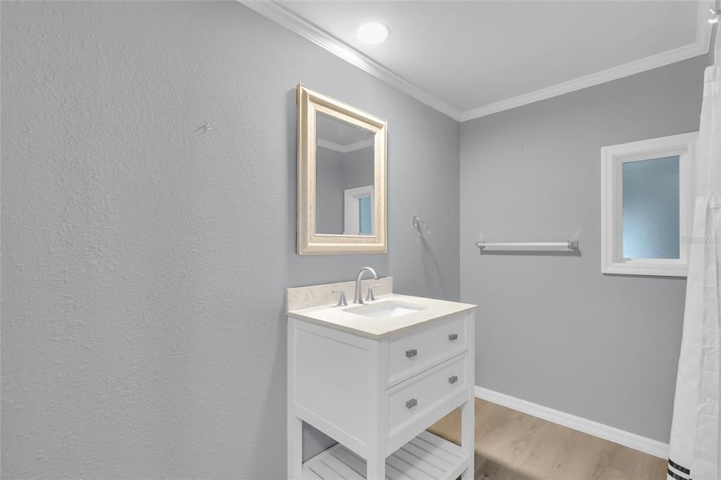En Venta: $164,000 (2 camas, 2 baños, 1032 Pies cuadrados)