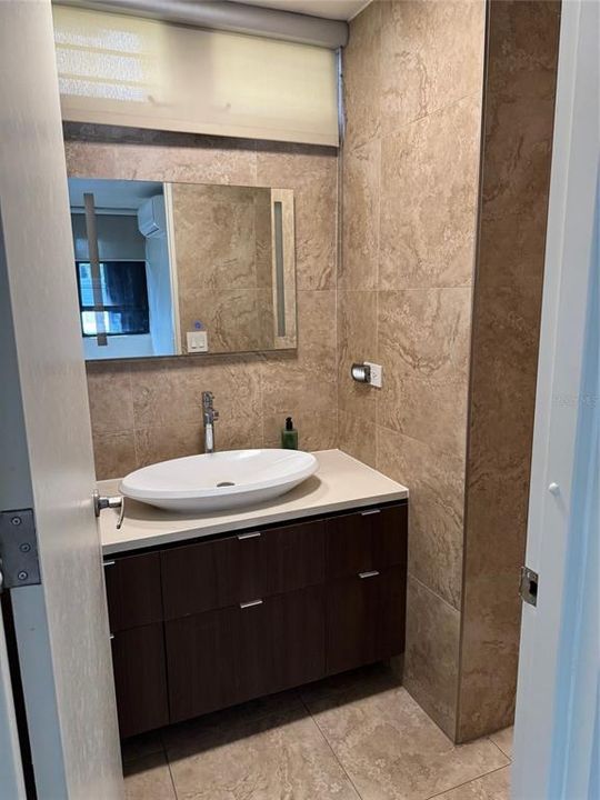 For Sale: $1,150,000 (3 beds, 2 baths, 1555 Square Feet)