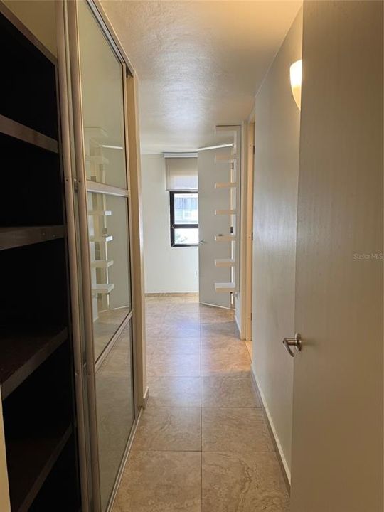 For Sale: $1,150,000 (3 beds, 2 baths, 1555 Square Feet)