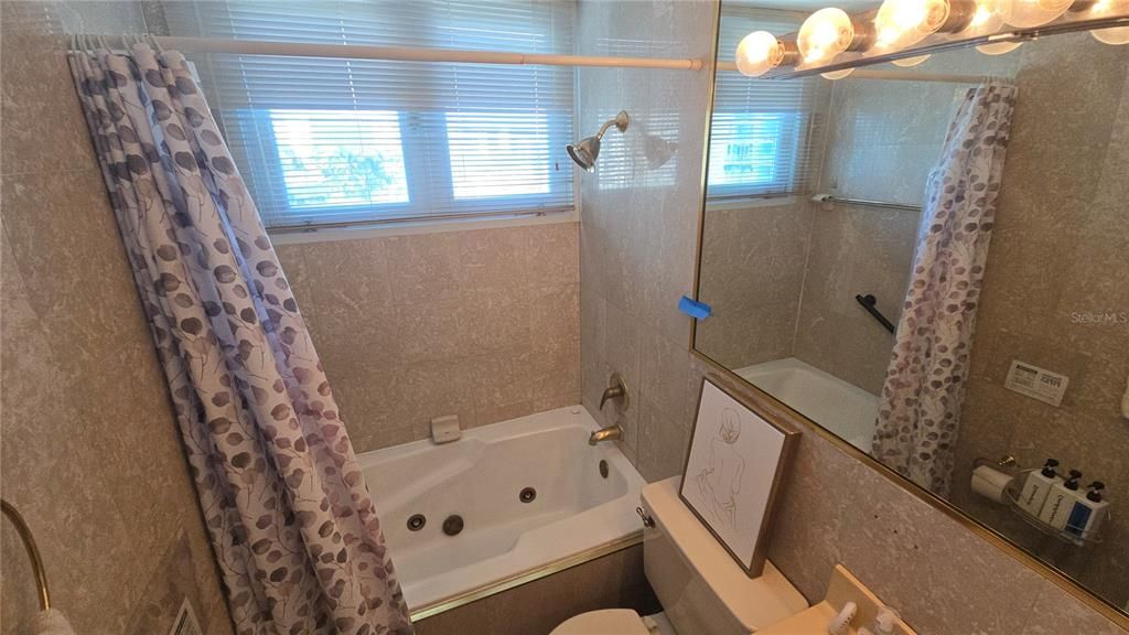 В аренду: $2,500 (2 спален, 1 ванн, 954 Квадратных фут)