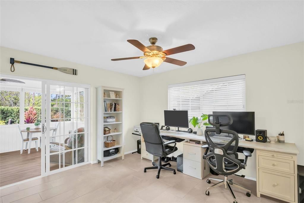Activo con contrato: $355,900 (2 camas, 1 baños, 1284 Pies cuadrados)