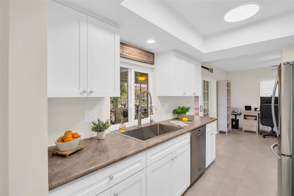 Activo con contrato: $355,900 (2 camas, 1 baños, 1284 Pies cuadrados)