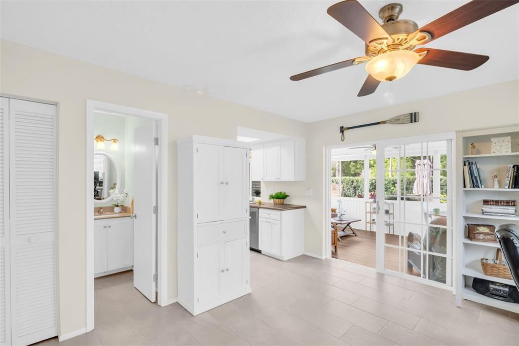 Activo con contrato: $355,900 (2 camas, 1 baños, 1284 Pies cuadrados)