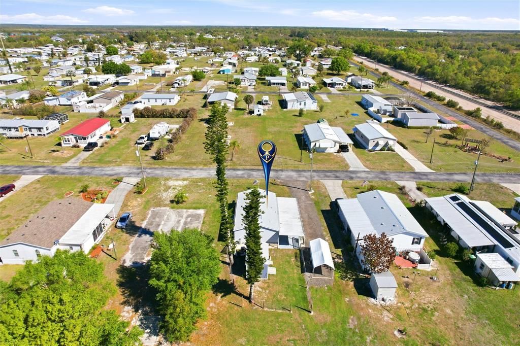 На продажу: $180,000 (2 спален, 2 ванн, 975 Квадратных фут)