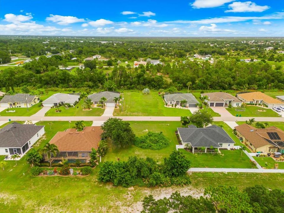 待售: $39,500 (0.22 acres)