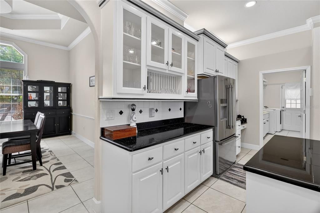 For Sale: $850,000 (3 beds, 2 baths, 3255 Square Feet)