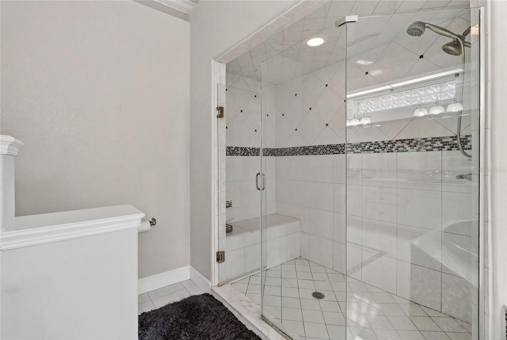For Sale: $850,000 (3 beds, 2 baths, 3255 Square Feet)