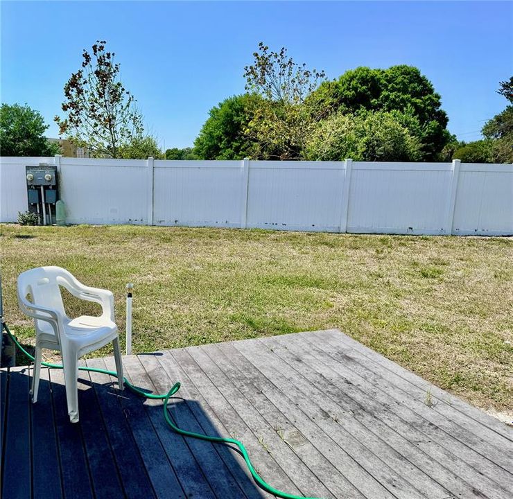 Active With Contract: $99,000 (2 beds, 1 baths, 852 Square Feet)