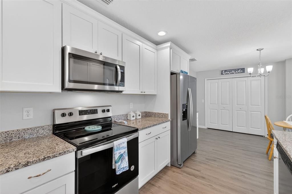 En Venta: $429,900 (3 camas, 2 baños, 1618 Pies cuadrados)