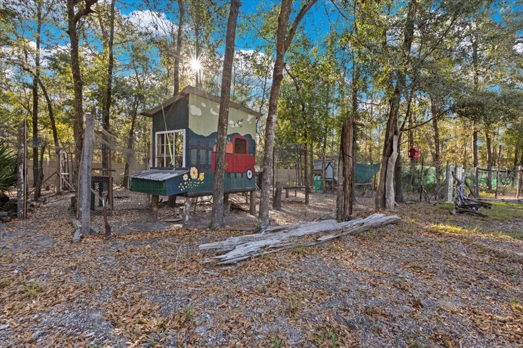 En Venta: $343,000 (3 camas, 2 baños, 936 Pies cuadrados)