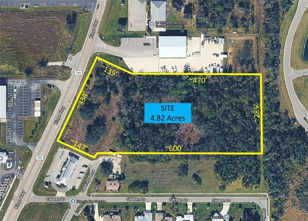 На продажу: $1,400,000 (4.82 acres)