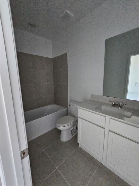 En Renta: $1,900 (3 camas, 2 baños, 1742 Pies cuadrados)