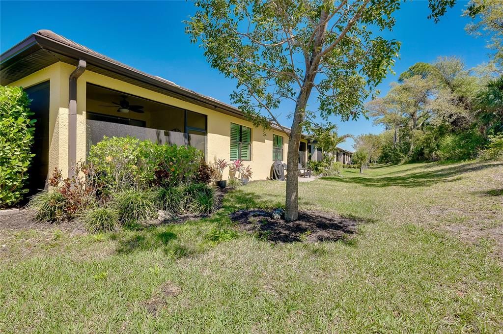 Active With Contract: $339,000 (2 beds, 2 baths, 1515 Square Feet)