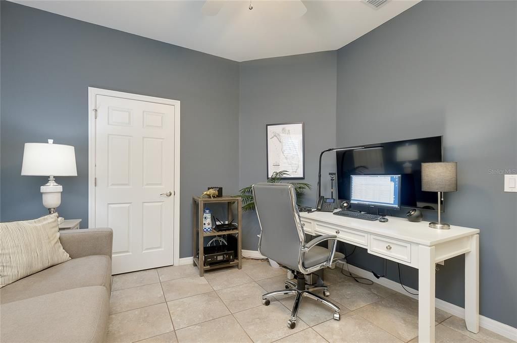 Active With Contract: $339,000 (2 beds, 2 baths, 1515 Square Feet)