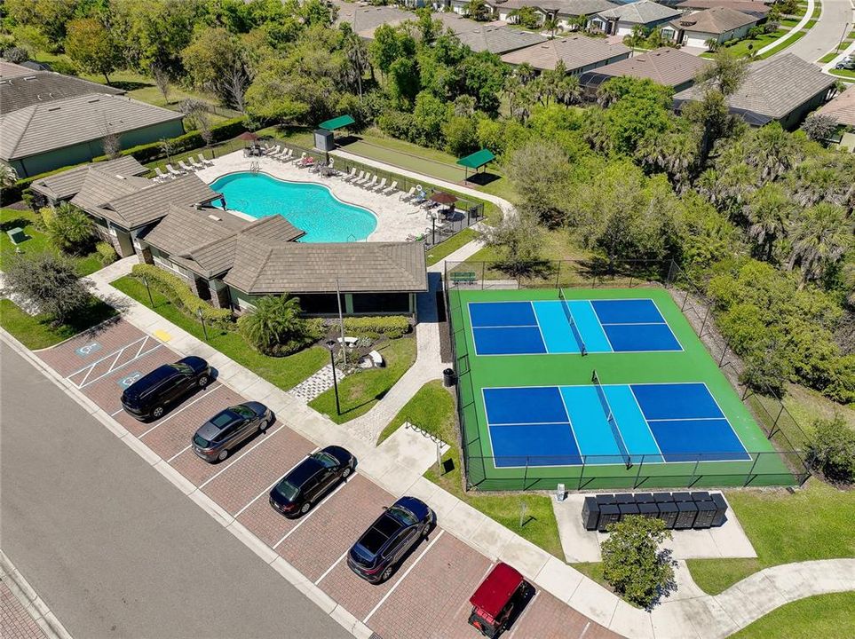 Active With Contract: $339,000 (2 beds, 2 baths, 1515 Square Feet)
