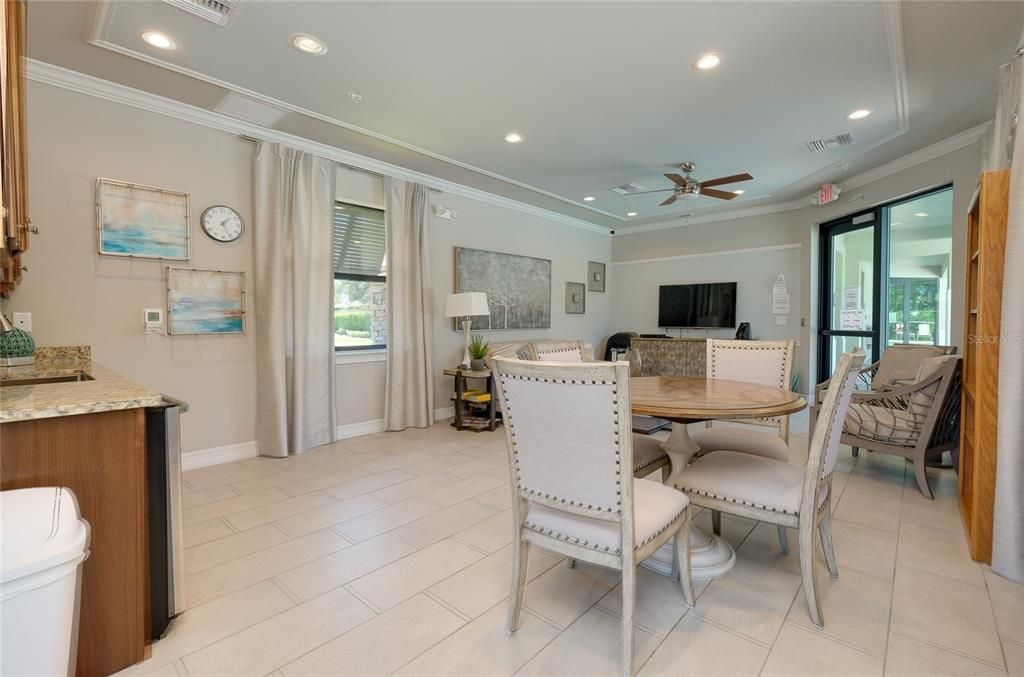 Active With Contract: $339,000 (2 beds, 2 baths, 1515 Square Feet)