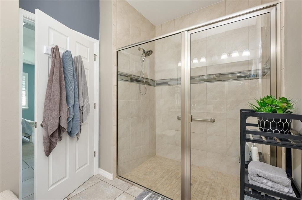 Active With Contract: $339,000 (2 beds, 2 baths, 1515 Square Feet)