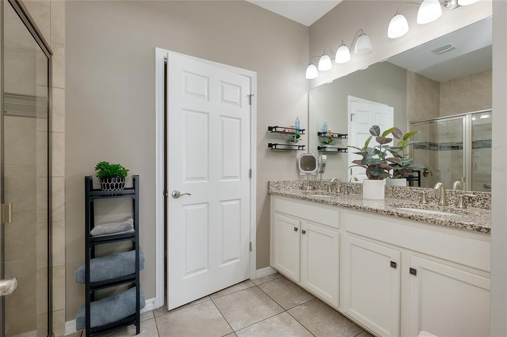 Active With Contract: $339,000 (2 beds, 2 baths, 1515 Square Feet)