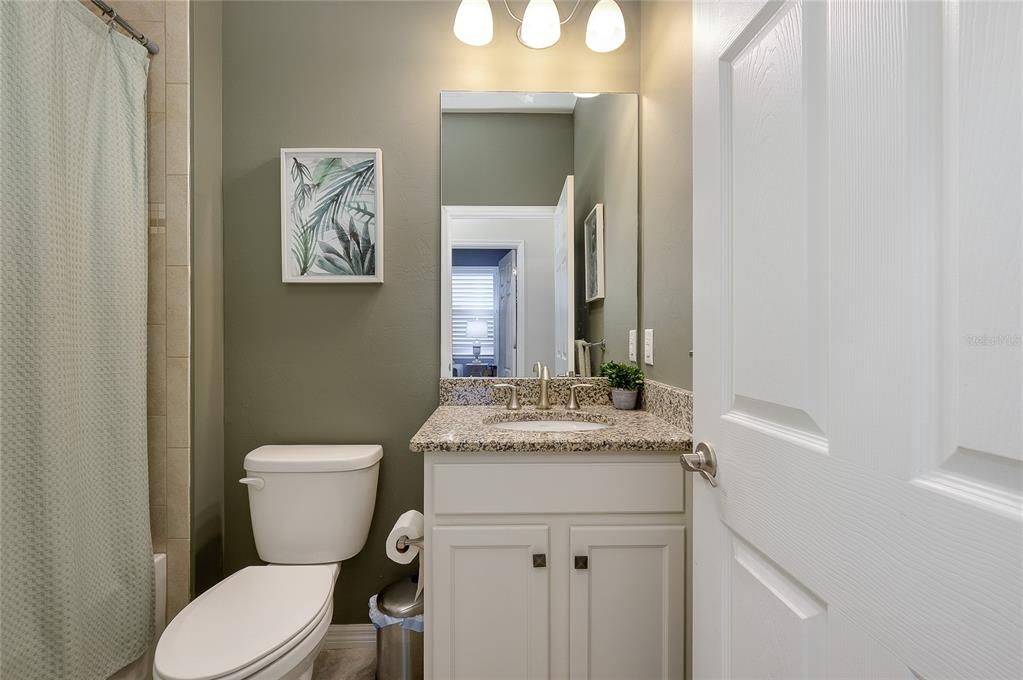 Active With Contract: $339,000 (2 beds, 2 baths, 1515 Square Feet)
