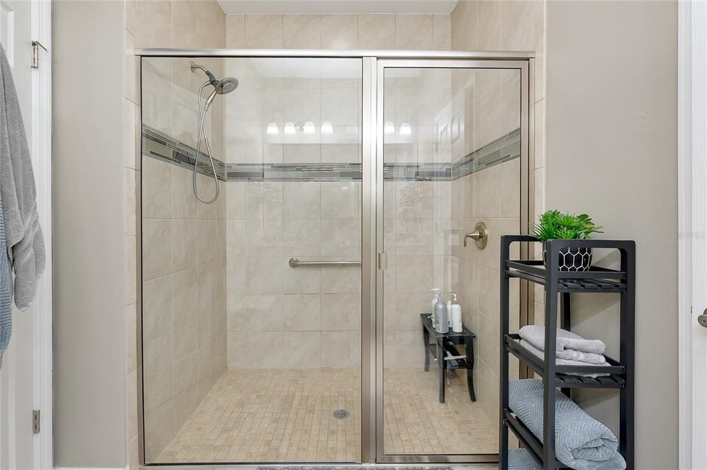 Active With Contract: $339,000 (2 beds, 2 baths, 1515 Square Feet)